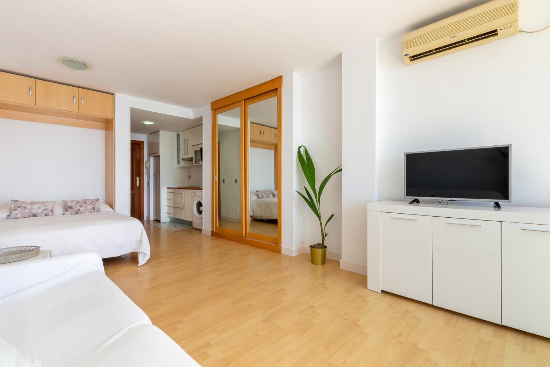 Roca Chica - Parking - Frente Playa - Terraza - Wifi - Bajondillo Y Carihuela Leilighet Torremolinos Eksteriør bilde